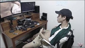 Quem nunca bateu uma vendo v&iacute_deo e se imaginou fudendo o ator porn&ocirc_? (COMPLETO NO RED)