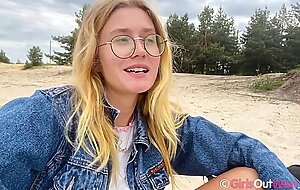 Girlsoutwest, junie moonie, beach