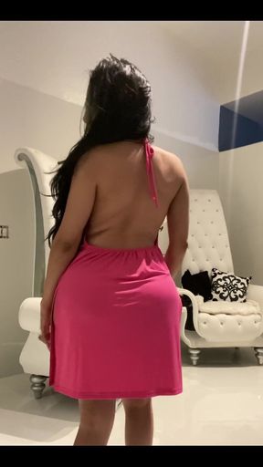 What Do U Think of This Dress