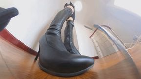 VR360 Amy's long boots rule