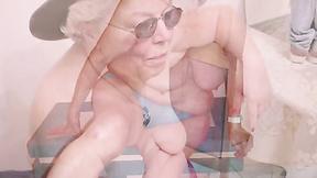 ”OMAGEIL No bra is big enough to hold those big boobs”