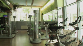 Felace, masturbace, výstřiky, výstřik do pusy, bez sedla – gay děvky, velký péro análně šuká bez sedla