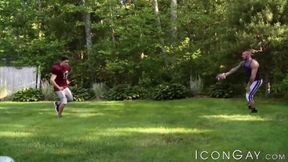 Older athlete Hugh Hunter seduces young stud Ethan Slade for a nice ass banging
