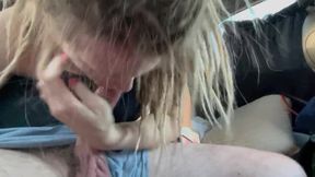 Blonde dreads give cock a sloppy blowjob in backseat