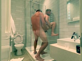 Sexy Shower Bang
