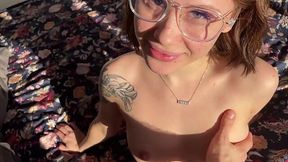 Sunlit Fucking with the nerdy stepsister