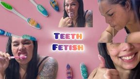 Teeth fetish