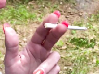 Blow Job and Smokin' 2 Cigarettes and Cum Shoot in My Throat lengthy com playing