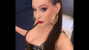 Patty Torres comendo casada