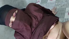 A Muslim Girl in Burqa Was Hardly Banged