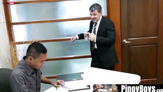 PinoyBoys.com - Executive Daddy sucked off before barebacking Asian twink fucking raw