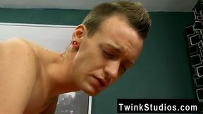 Twink movie of Dylan Chambers is none too amazed when Chris Jett