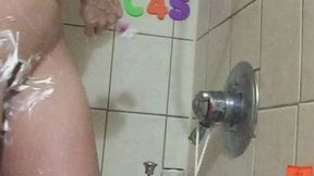 SHAVING MY PUSSY