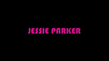 Jessie Parker Squirts on Sonny Nash's Cock