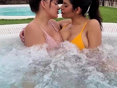 Blonde and brunette lesbian babes love