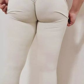 Some Whit Leggings and Play