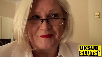 UKSubSluts.com - Sex therapist Lacey Star&#039_s granny ass fucking with expertise