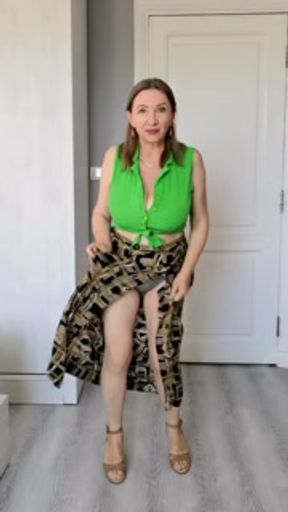 Granny's Strip Dance Evolution: A Splash of Green &amp; Mint on Hige Natural Tits