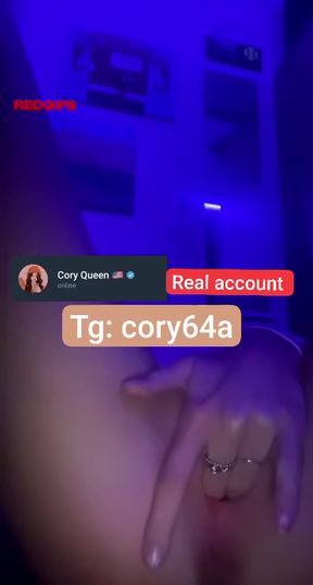 Amateur with big tits exposes her ass on OnlyFans