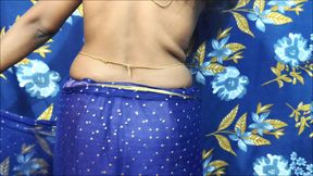 Hot Indian Bhabhiji Dancing with Romantic Moves in the Bedroom