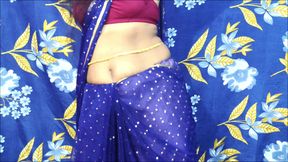 Hot Indian Bhabhiji Dancing with Romantic Moves in the Bedroom