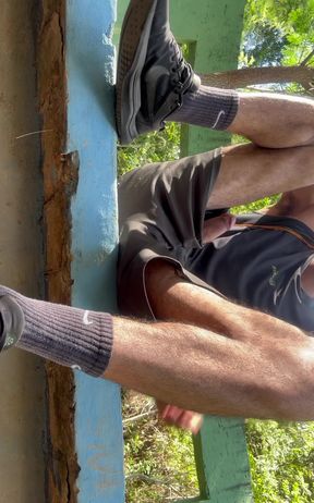 I got so horny cumming without masturbating, with my huge hairy cock in the forest with people passing by.