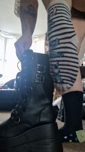 Boots try on