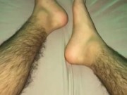 ¿Quién viene a lamerme los pies?
