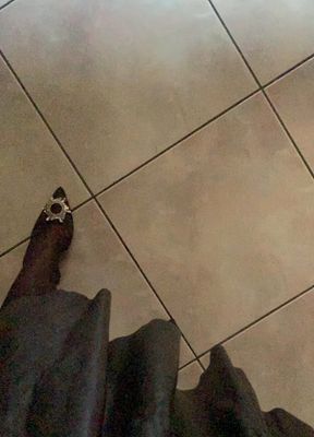 my transparent socks are sending you in tilt.