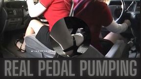 Hot Neighbor Helps Start 97 Honda Pumping & Revving