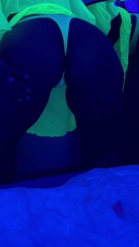 Neon Outfit Lingerie Twerk Twerking Perfect Body Booty Ass Girl