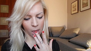 Jesika 22 Yr Old Blonde Non-Nude SFW Webcam