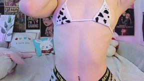 touching my clit on the pillow