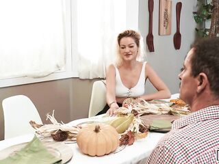 MEN - Thanksgiving Turns Into A Immodest 3-some Featuring Drake Von, Foxy Alex And Cherry Kiss