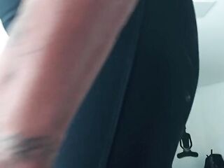 Think u merit this ripped black physique?