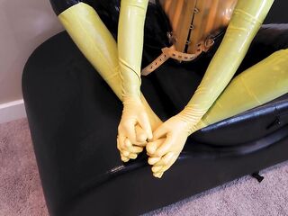 Yellow Latex Footjob & Tugjob - Rubber wench get u off with her hands & feet