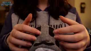 • Hoodie Scratching •