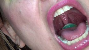 Ultra Hot!! I Swallowed a Bunch of Big Candy Rings!!