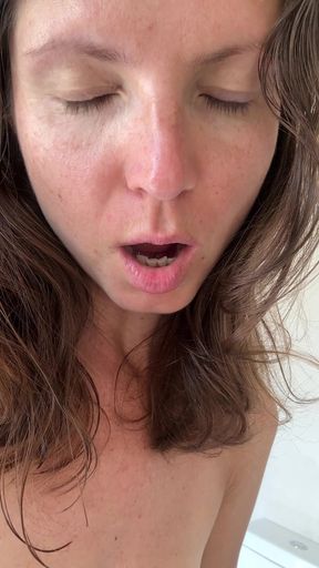 I Brash My Teeth and Pussy Fuck