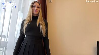 A beautiful tourist gave herself in a hotel at the resort on the first day *BeLOVEfree