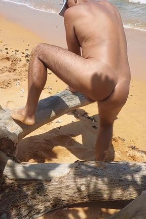 Ladysilva a Hot Slut on the Beach