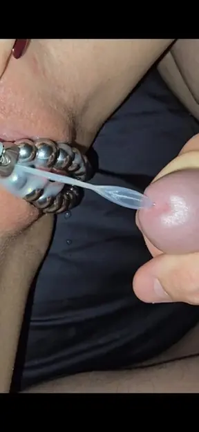 Big cocked stud cums on hot MILF's pussy