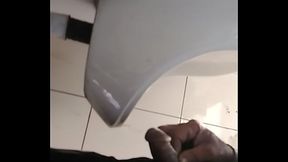 Indian public toilet pissing spy