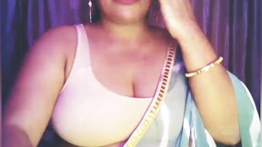 Sexy Girl, Crazy About Online Sex, Quenched Her Thirst of Sex *** with Her Own Neighbor's Servant.