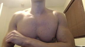 Hot Shreded Body Model Flexing Show