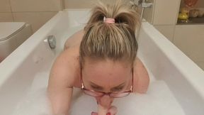 Studentin-aneta Badeanneaneta