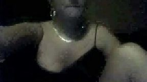 Chatting with a Turkish webcam slut and she masturbates