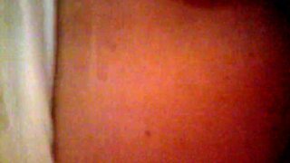 Amateur Crossdresser Gives an Unforgettable Blowjob: A Must-See!