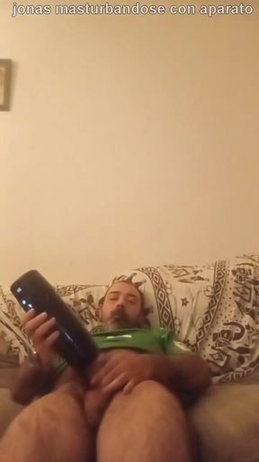 Jonas Masturbating with Bribrador
