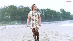 Amateur GF gives a sloppy fellatio and shows off huge knockers at the beach